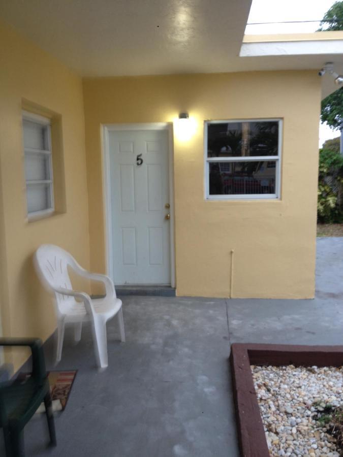 1 Bedroom Apt Near Coconut Grove Miami Zewnętrze zdjęcie